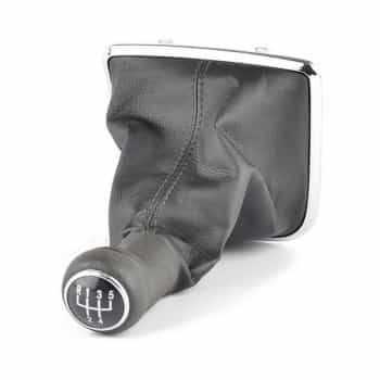 Gear shift knob
