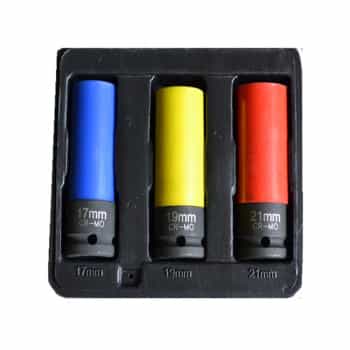 Wheel bolt impact socket set